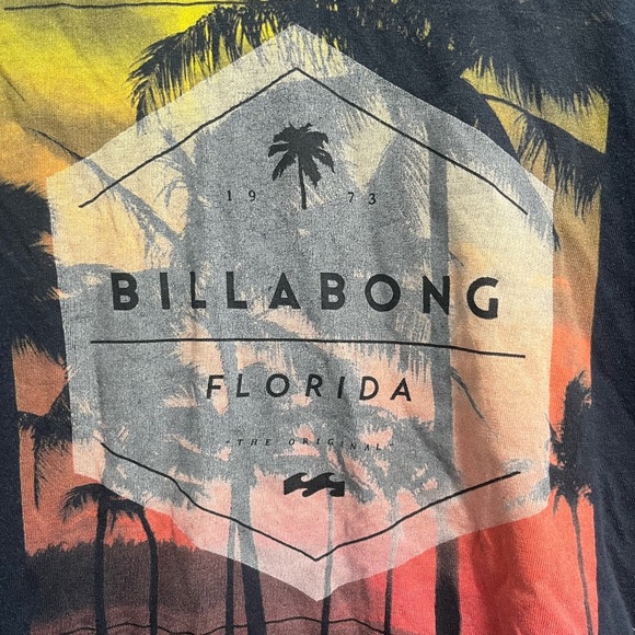 Mens BILLABONG t-shirt - Picture 2 of 4